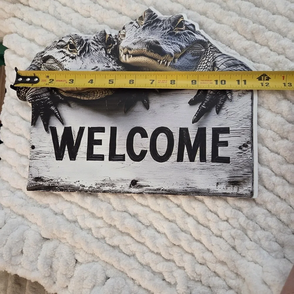 Alligator Crocodile Welcome Wooden Sign Plaque 9x12 Inch Louisiana Swamp Decor